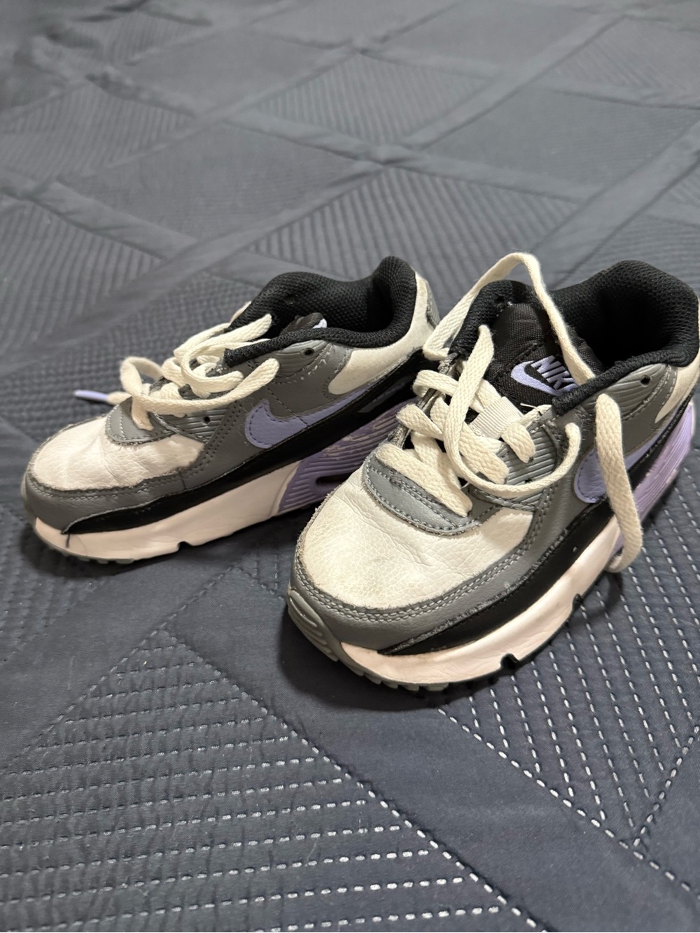 Nike air max 90 LTR Kids Sneakers in Gray, Black and Light Purple size 10C